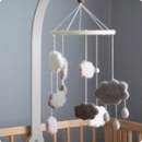 Siirry ryhmään Sänkymobilet ja soittolelut