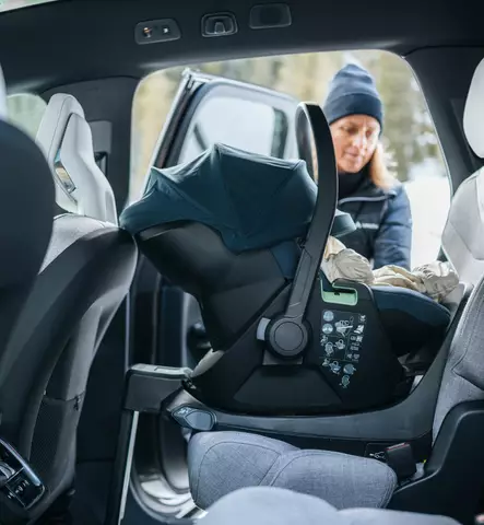 thule maple connect i-size älykäs turvakaukalo vauvalle wauva - ISOFIX turvakaukalot - 14000031 - 2