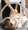 Stokke_Nomi_Play_sitterin_newbornset_lelukaari_Wauva - Syöttötuolien lisävarusteet - 626201 - 3