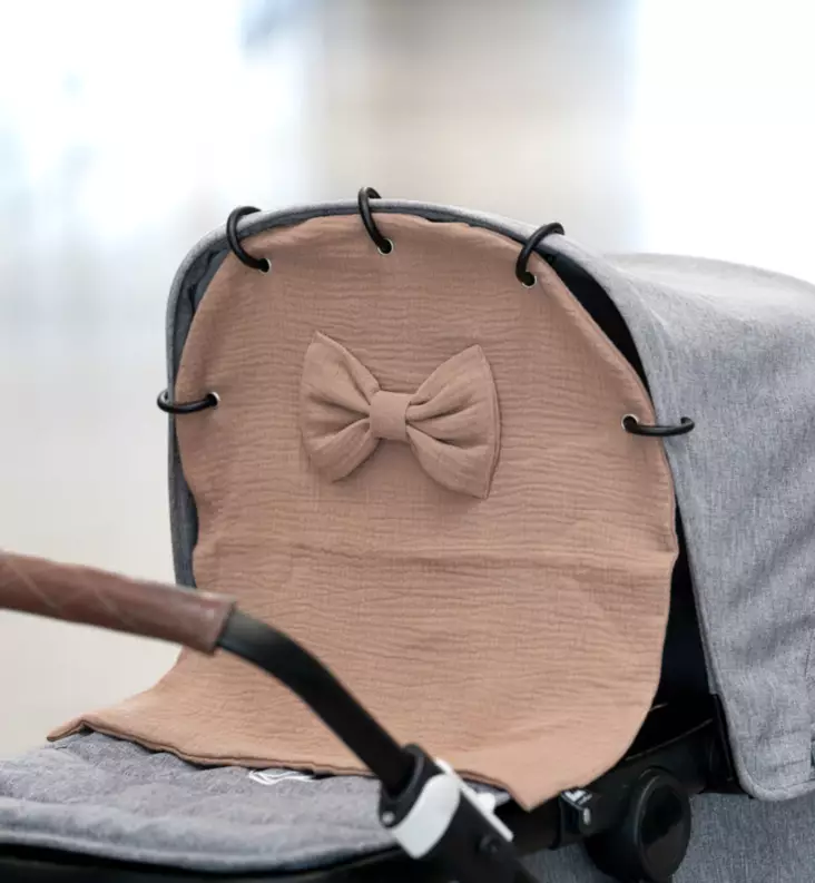 unavaate_harso_vaunuverho_cacao_rusetti_wauva - Vaunuverhot ja aurinkovarjot rattaisiin - 0081 - 1