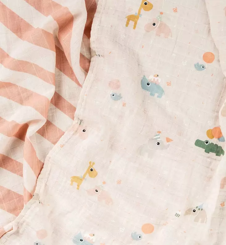 Done by Deer Harso 65x65 cm, 2-pack celebration powder wauva - Harsot ja kuolalaput - 3063101 - 1