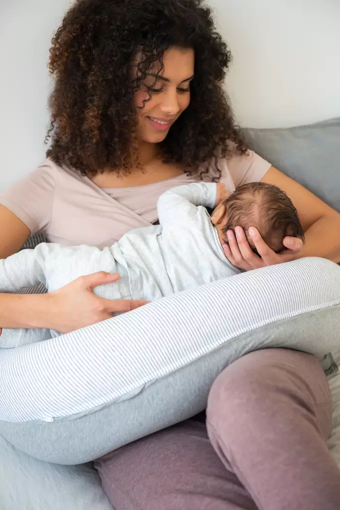 Doomoo Buddy imetystyyny vartalotyyny tukityyny toiminnot Wauva - Imetystyynyt ja vartalotyynyt - B01 - 1