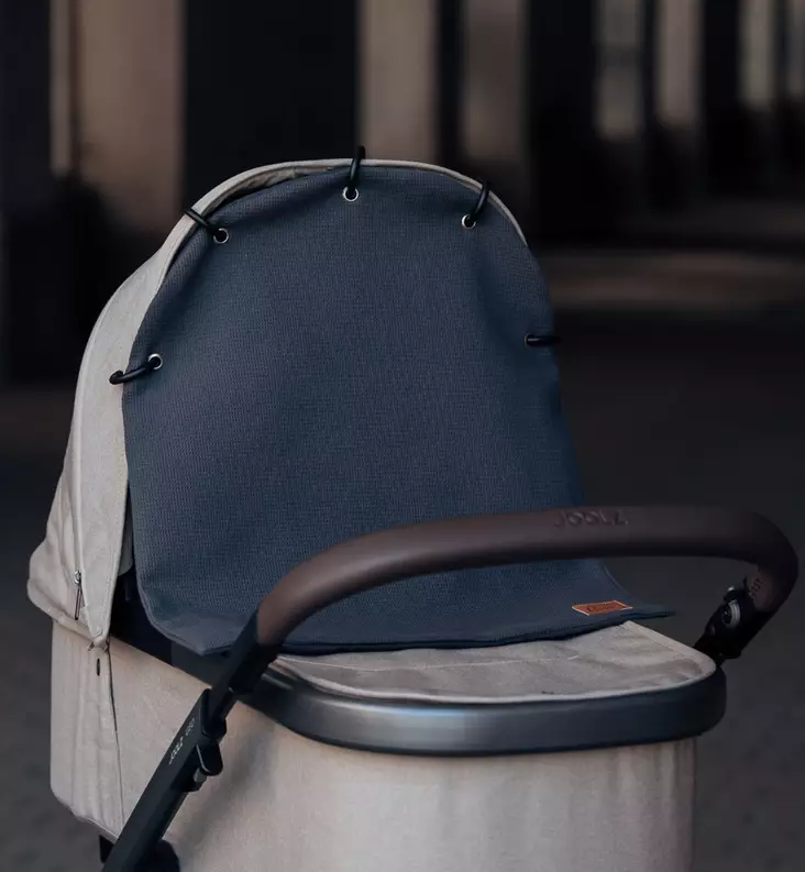 Unavaate_Vohveli_Vaunuverho_Logolla_Dark_Grey_Wauva - Vaunuverhot ja aurinkovarjot rattaisiin - 1193012 - 1