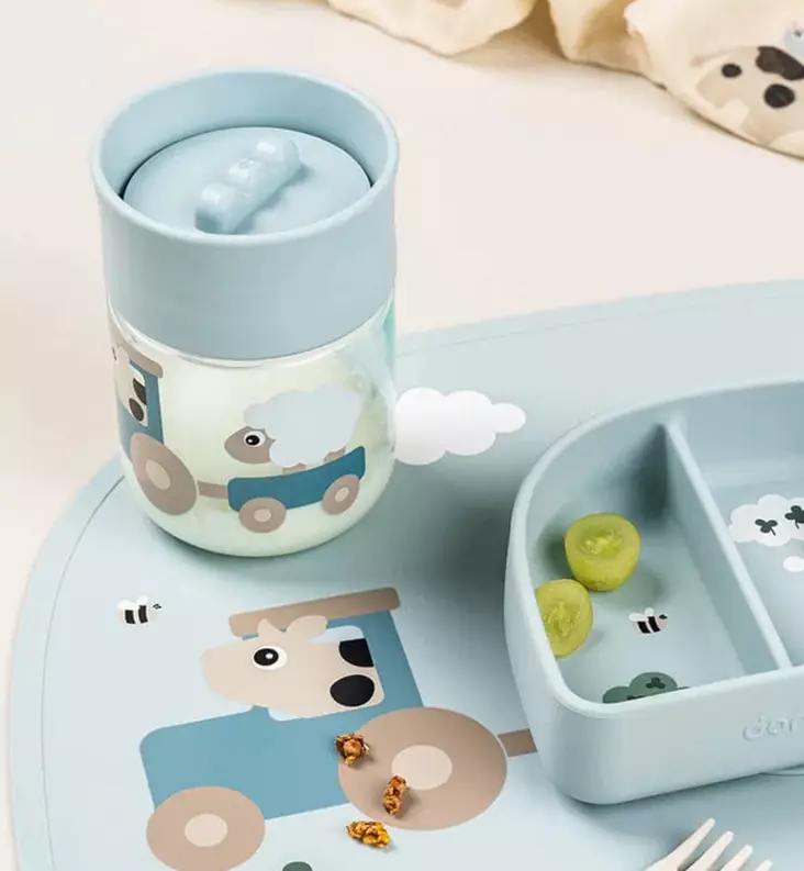 Done by Deer Lasten 360° Harjoittelumuki tiny farm blue wauva - Lasten mukit, nokkamukit ja pillimukit - 1966612 - 1