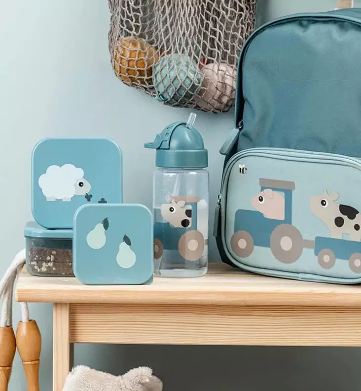 Done by Deer Lasten Pillipullo, 350 ml tiny farm blue wauva - Lasten mukit, nokkamukit ja pillimukit - 1026112 - 1