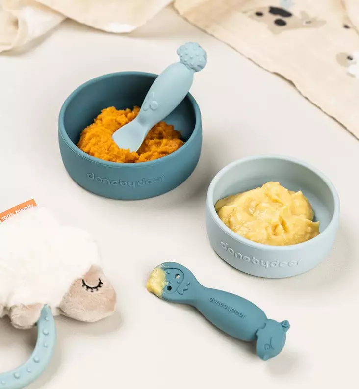 Done by Deer Silikoniset ensilusikat/maistelulusikat tiny farm blue wauva - Lasten ensilusikat ja aterimet - 1159042 - 1