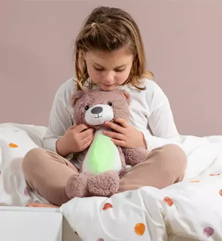 ZazuBrodyBearNalleVaaleanpunainenUniopettajaSleeptrainerNightLightMusicMusiikkiValoWauvaTampereHelsinki - Lasten valaisimet ja yövalot - ZA-BRODY-03 - 2