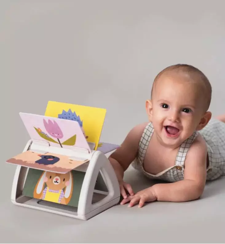 Taf Toys Pyörivä Ensikirja kaksipuoleisilla kontrastikuvilla wauva - Ensikirjat ja pehmokirjat - 303664 - 1