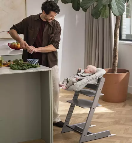 Stokke Tripp Trapp Newborn Set vastasyntyneelle/vauvalle vanill white wauva - Syöttötuolien lisävarusteet - 526105 - 2