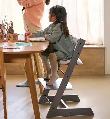 Stokke_Tripp_Trapp_Syöttötuoli_Stom_Grey_wauva - Syöttötuolit - 100125 - 2
