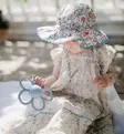 Mushie Daisy Rattle Teether Faded Denim wauva - Pehmolelut ja helistimet - 102175 - 1