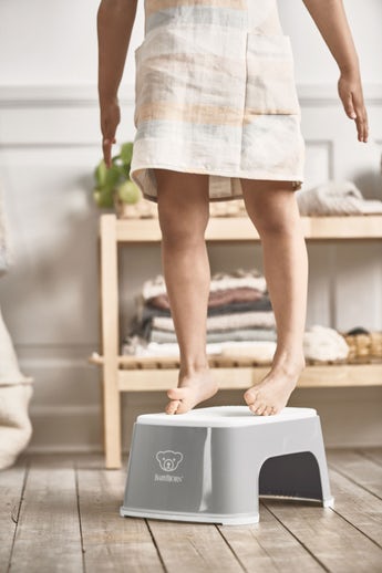 BabyBj=C3=B6rn_korokejakkara_harmaa_grey_wauva - Potat ja korokejakkarat - 061225 - 1