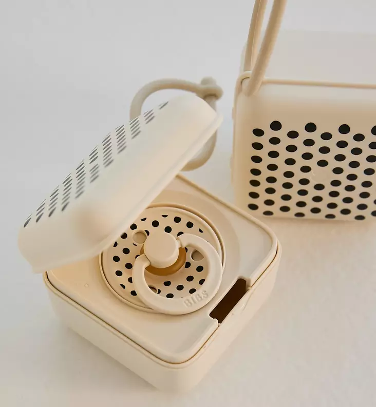 Bibs Tuttikotelo polka dots ivory black wauva - Tutit ja tuttinauhat - 420034216 - 1