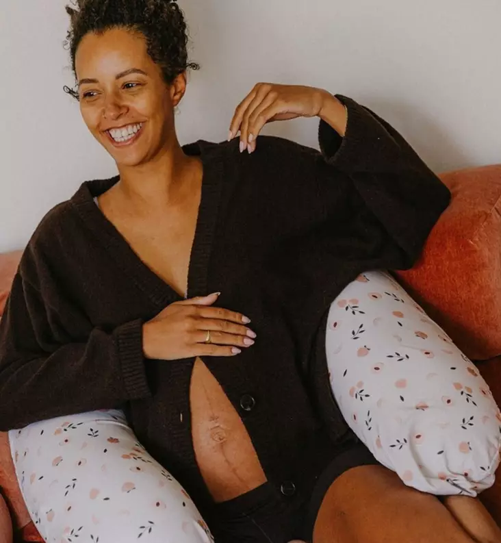 Doomoo Buddy Vartalotyyny/ Imetystyyny peaches wauva - Imetystyynyt ja vartalotyynyt - B36 - 1