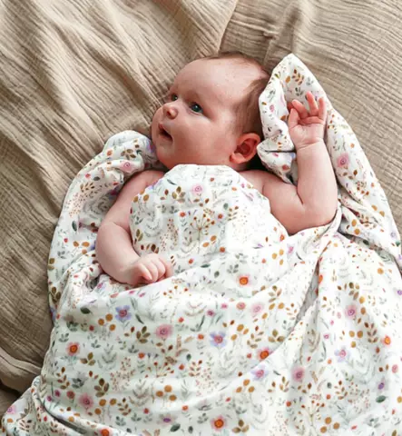 unavaate_vauvan_harsopussilakana_pussilakanasetti_flower_garden_wauva - Liinavaatteet ja suojat pinnasänkyyn - 00288 - 1