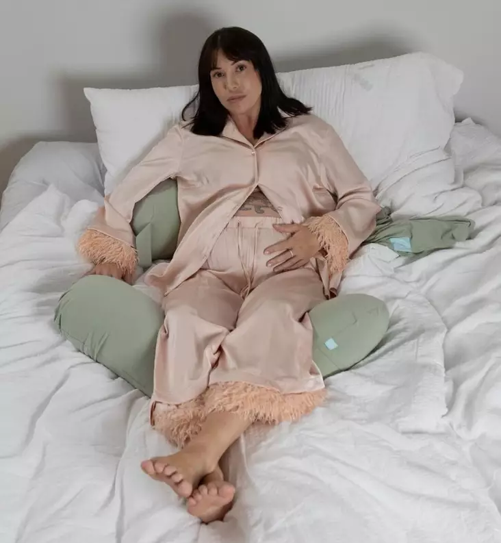 najell_raskausajan_tukityyny_imetystyyny_wauva - Imetystyynyt ja vartalotyynyt - N300108 - 1