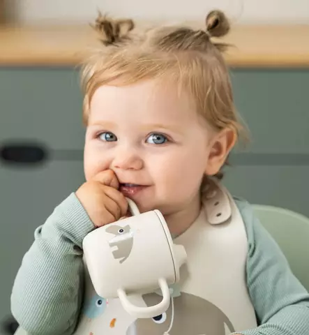 Done by Deer Nokkamuki kahvoilla celebration sand wauva - Lasten mukit, nokkamukit ja pillimukit - 1469639 - 1