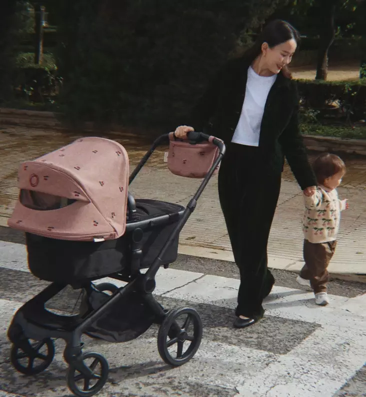 Bugaboo Fox5 Renew Kuomu vaunuun ja rattaaseen konges sjold cherry wauva - Bugaboo lastenvaunujen lisävarusteet - 100405009 - 1