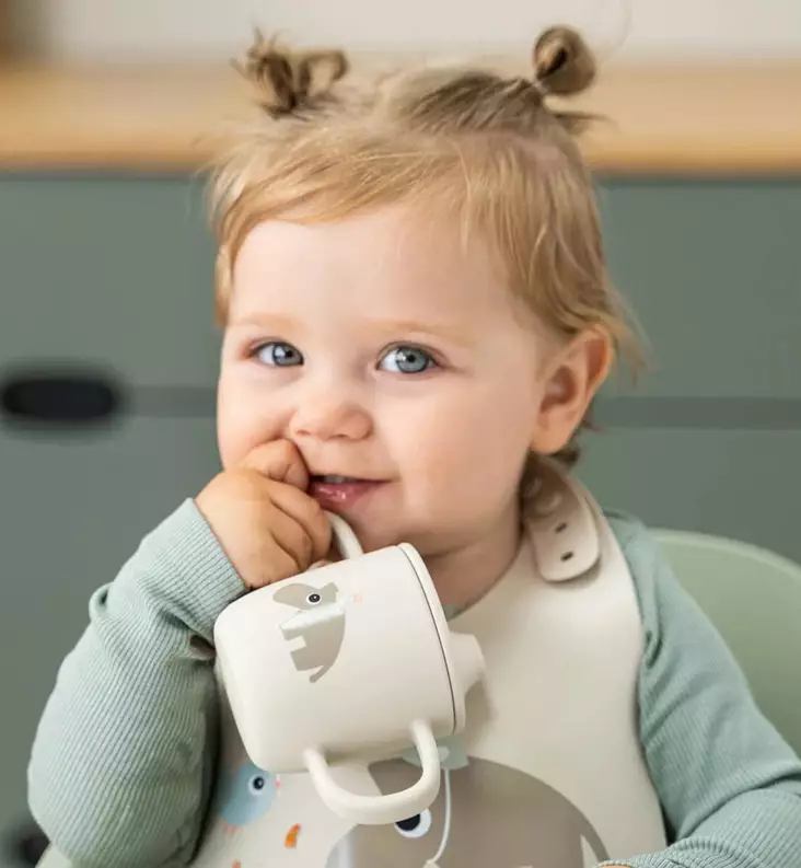 Done by Deer Nokkamuki kahvoilla celebration sand wauva - Lasten mukit, nokkamukit ja pillimukit - 1469639 - 1