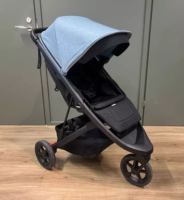 Thule Spring Rattaat lisätarvikkeilla, Helsingin esittelykappale - Rungot, vaunukopat ja istuinkankaat - ESHKI-11300200RATA - 1