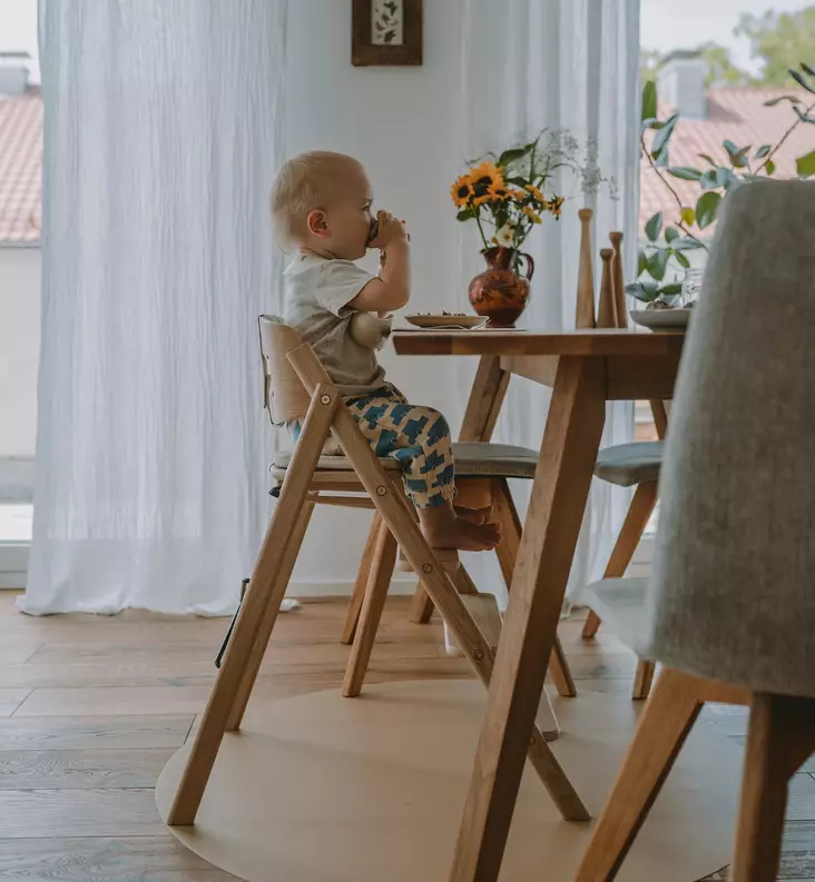 KAOS Klapp Stöttötuoli Starttipaketti vauvasetillä ja tarjottimella oak natural wauva - Syöttötuolit - KLA-OAK-NAT-PVTD - 1