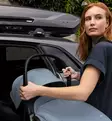 Thule Maple Turvakaukalo Starttipaketti Alfi jalustalla ja jalkapeitteellä darkest blue wauva - ISOFIX turvakaukalot - 14000039-PJJ - 23