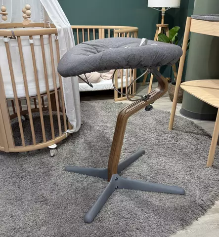 Stokke Nomi Walnut Grey / Newborn Set Wauva - Syöttötuolit - ESTRE626702-PNBP - 1